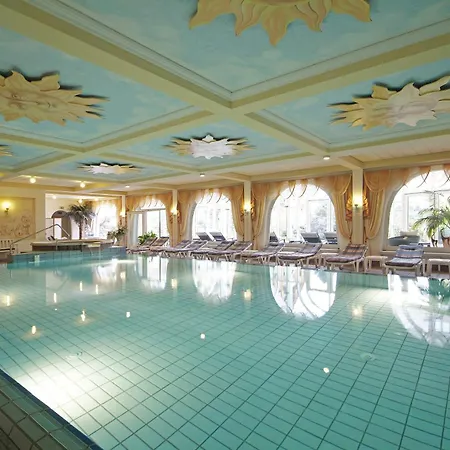 Otel Ringhotel Krone Friedrichshafen