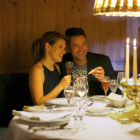 Ringhotel Krone Otel