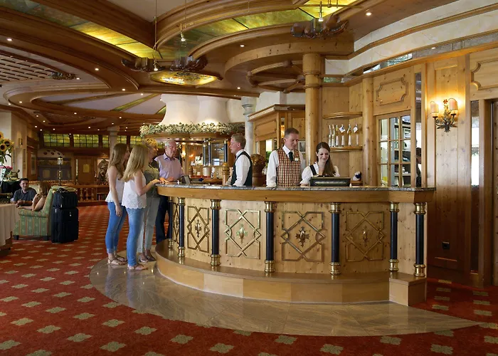 Ringhotel Krone Hotell 4*