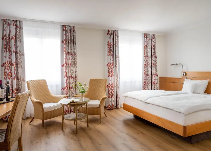 Hotell Ringhotel Krone 4*