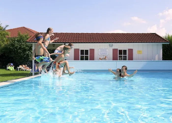 Hotell Ringhotel Krone 4*