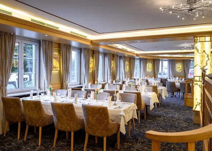 Hotell Ringhotel Krone 4*